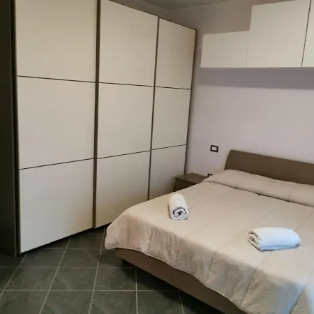 Alex Square Apartament *